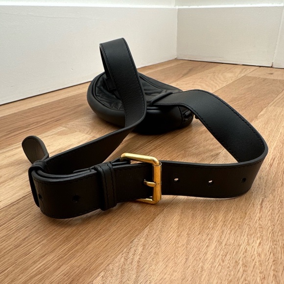 Gucci Crossbody Bag - Picture 6 of 7